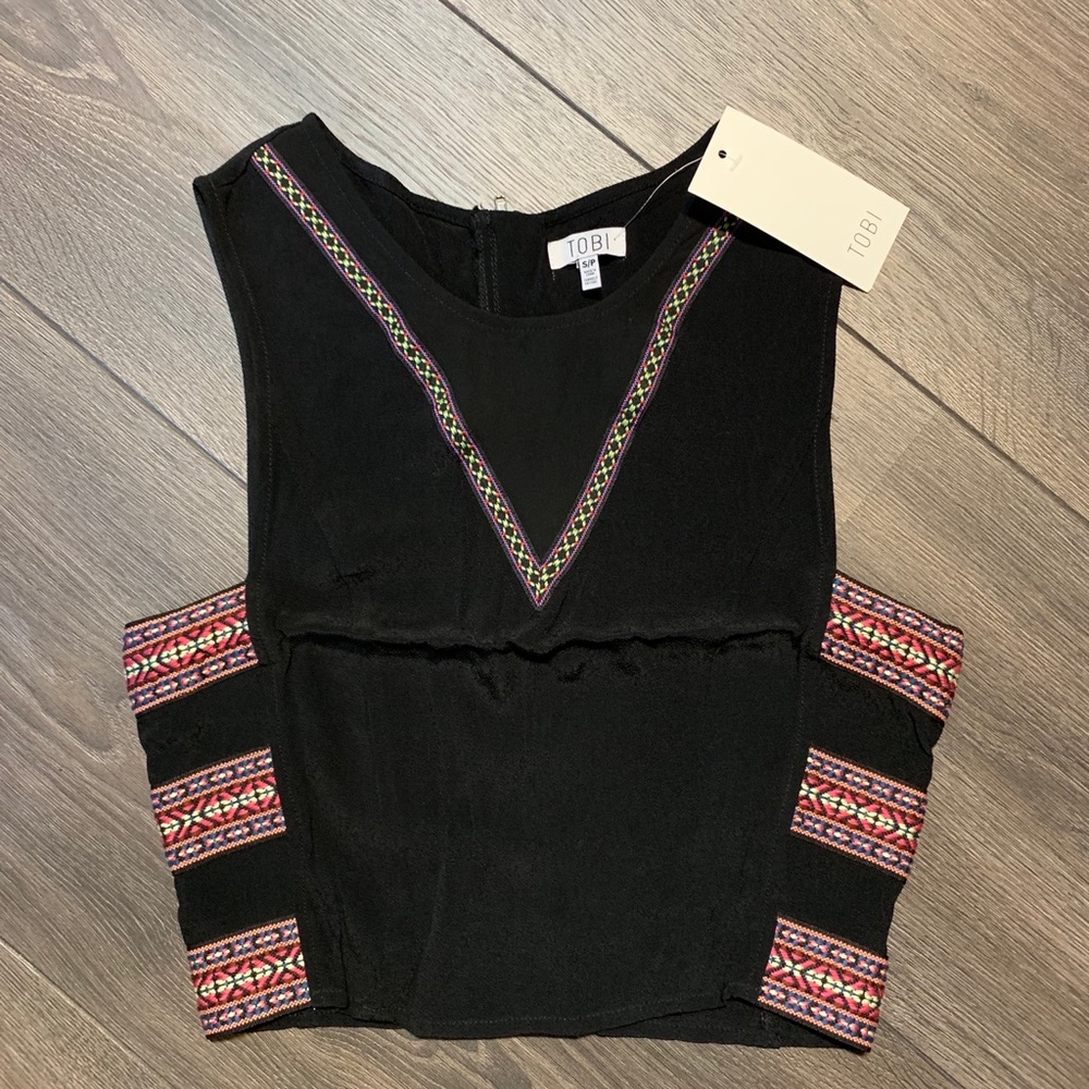 Crop top